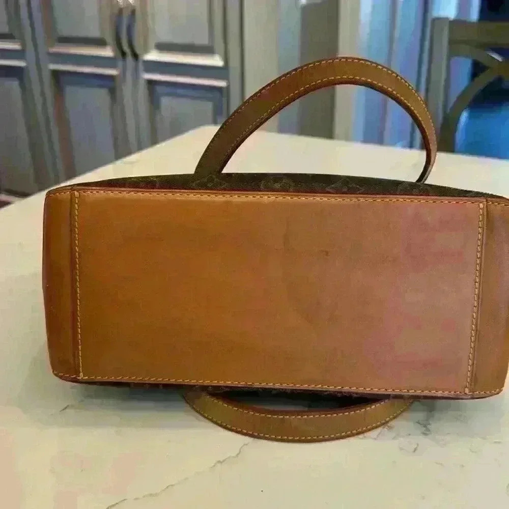 Vintage Louis Vuitton medium classic print shoulde/arm bag - Picture 8 of 8